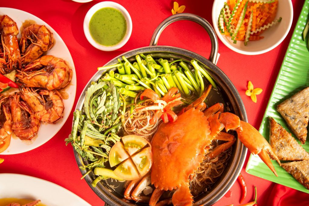 Lẩu Cua Đất Mũi